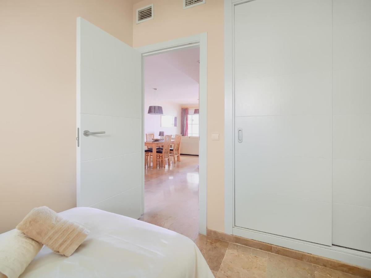 Oasis La Cala 3 ,Pools, Parking And Wifi Apartman La Cala de Mijas Kültér fotó
